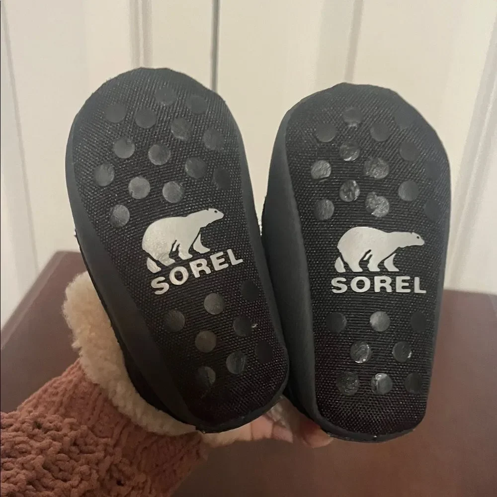 Sorel Caribootie Shearling Black Cream Infant Baby Boots Booties 3 $50 MSRP